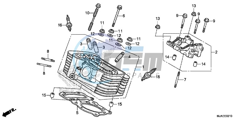 REAR CYLINDER HEAD