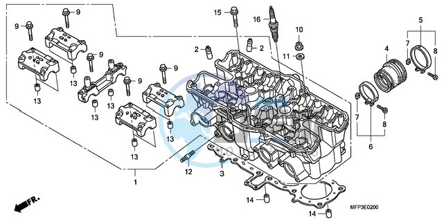 CYLINDER HEAD