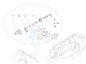 LX 125 4T 3V IE NOABS E3 (APAC) drawing Locks