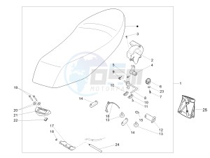 Liberty 150 4t 3v ie lem ( Vietnam ) drawing Saddle seats - Tool roll