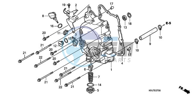 RIGHT CRANKCASE COVER