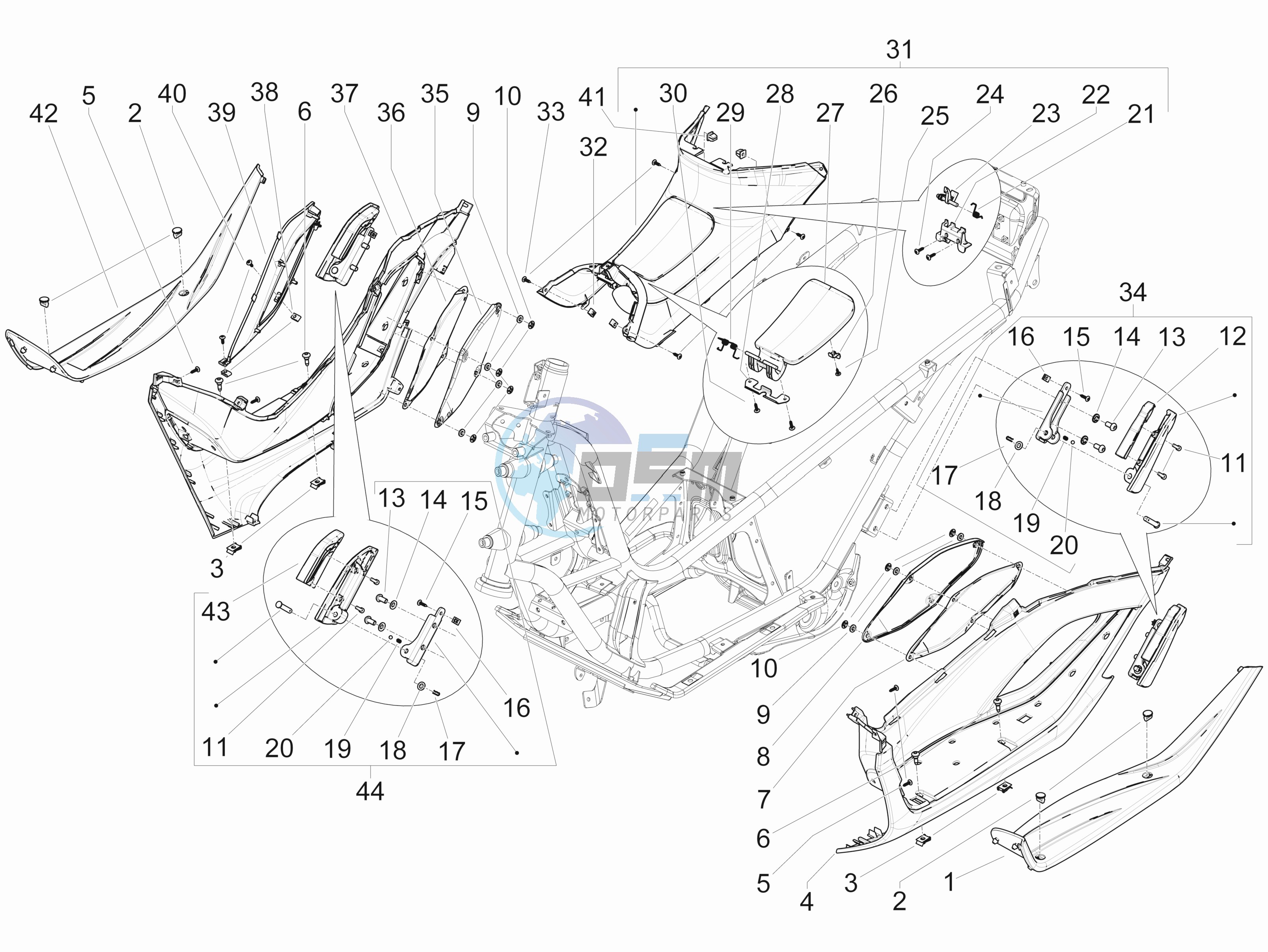 Central cover - Footrests