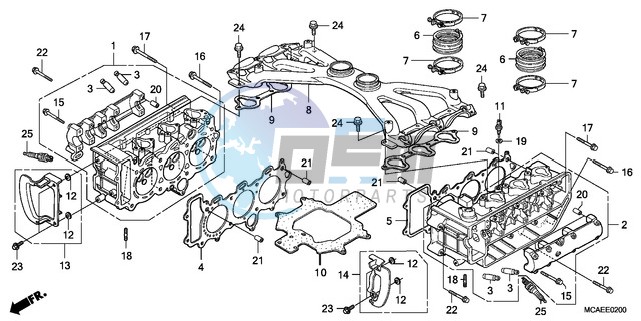 CYLINDER HEAD