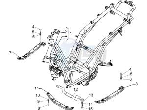 Beverly 250 Cruiser e3 drawing Frame bodywork