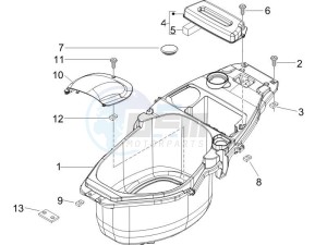 Zip 50 4T drawing Helmet box - Undersaddle