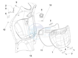 Liberty 50 2t Sport (UK) UK drawing Front glove-box - Knee-guard panel