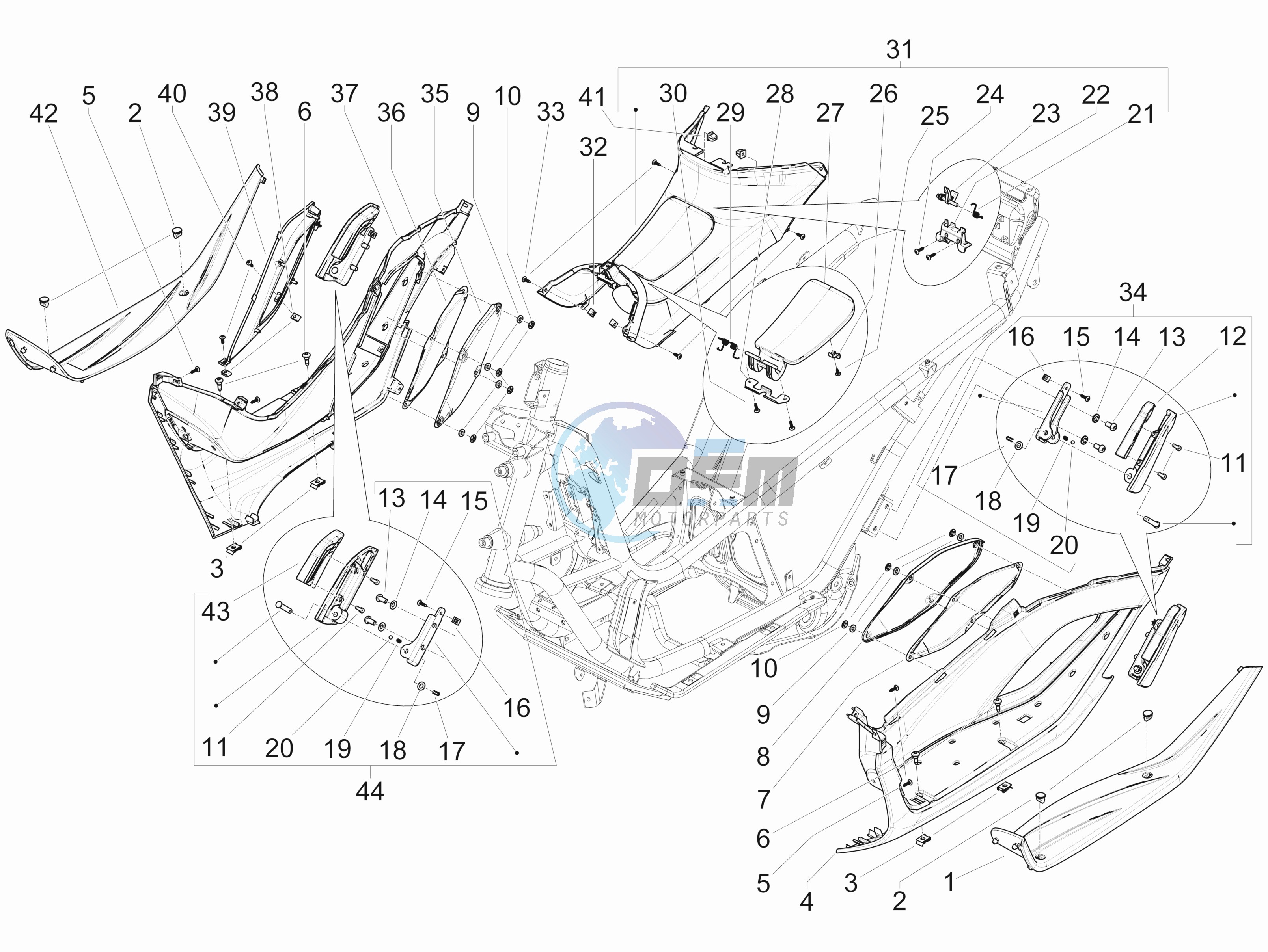 Central cover - Footrests