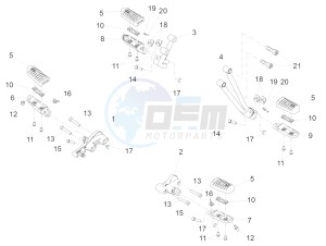 V9 Roamer 850 (USA) drawing Foot rests