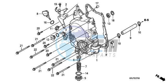 RIGHT CRANKCASE COVER