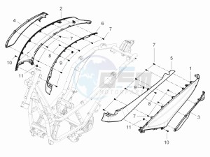 BV 350 4T 4V ie E3 ABS (USA) Usa drawing Side cover - Spoiler