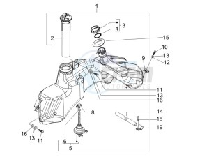 GTS 125 4T E3 UK drawing Fuel Tank