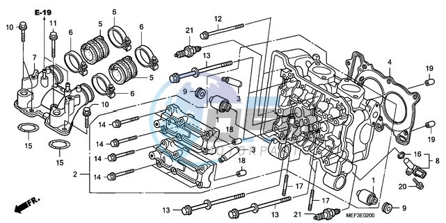 CYLINDER HEAD