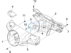 GTS 250 ABS UK drawing Handlebars coverages