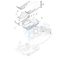 GTS SUPER- SUPER SPORT 150 4T 3V IE ABS E3-E4 (APAC) drawing Central cover - Footrests