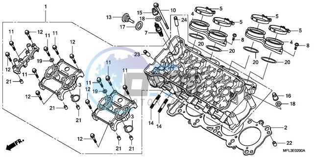 CYLINDER HEAD