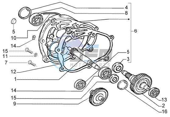 Rear wheel shaft