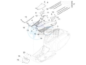 Sprint 50 4T 4V (NAFTA) drawing Central cover - Footrests