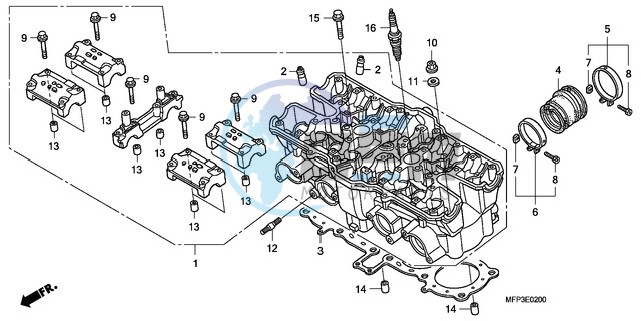 CYLINDER HEAD