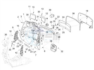 GTV 300HPE SEI GIORNI IE E4 ABS (EMEA) drawing Front glove-box - Knee-guard panel