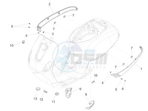 LXV 125 4T 3V E3 (APAC) drawing Side cover - Spoiler