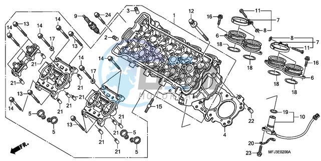 CYLINDER HEAD