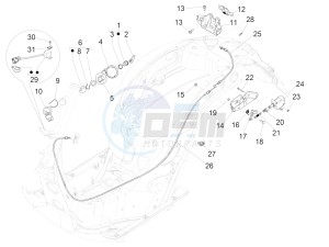 GTS 300 SUPER IE ABS E4 (APAC) drawing Locks