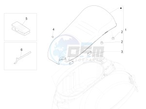 GTS 300 HPE 4T-4V IE ABS E4 (EMEA) drawing Saddle/seats