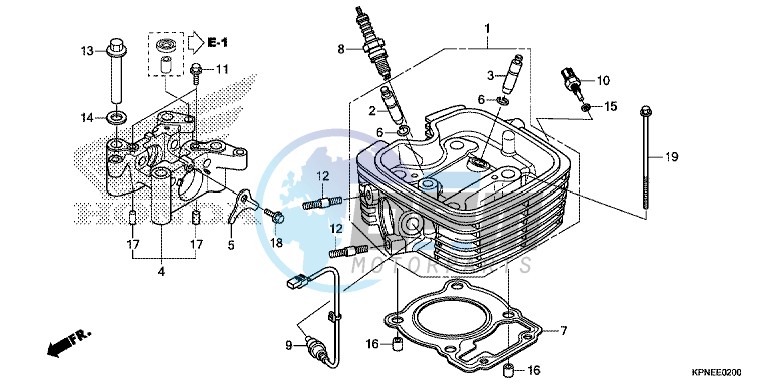 CYLINDER HEAD