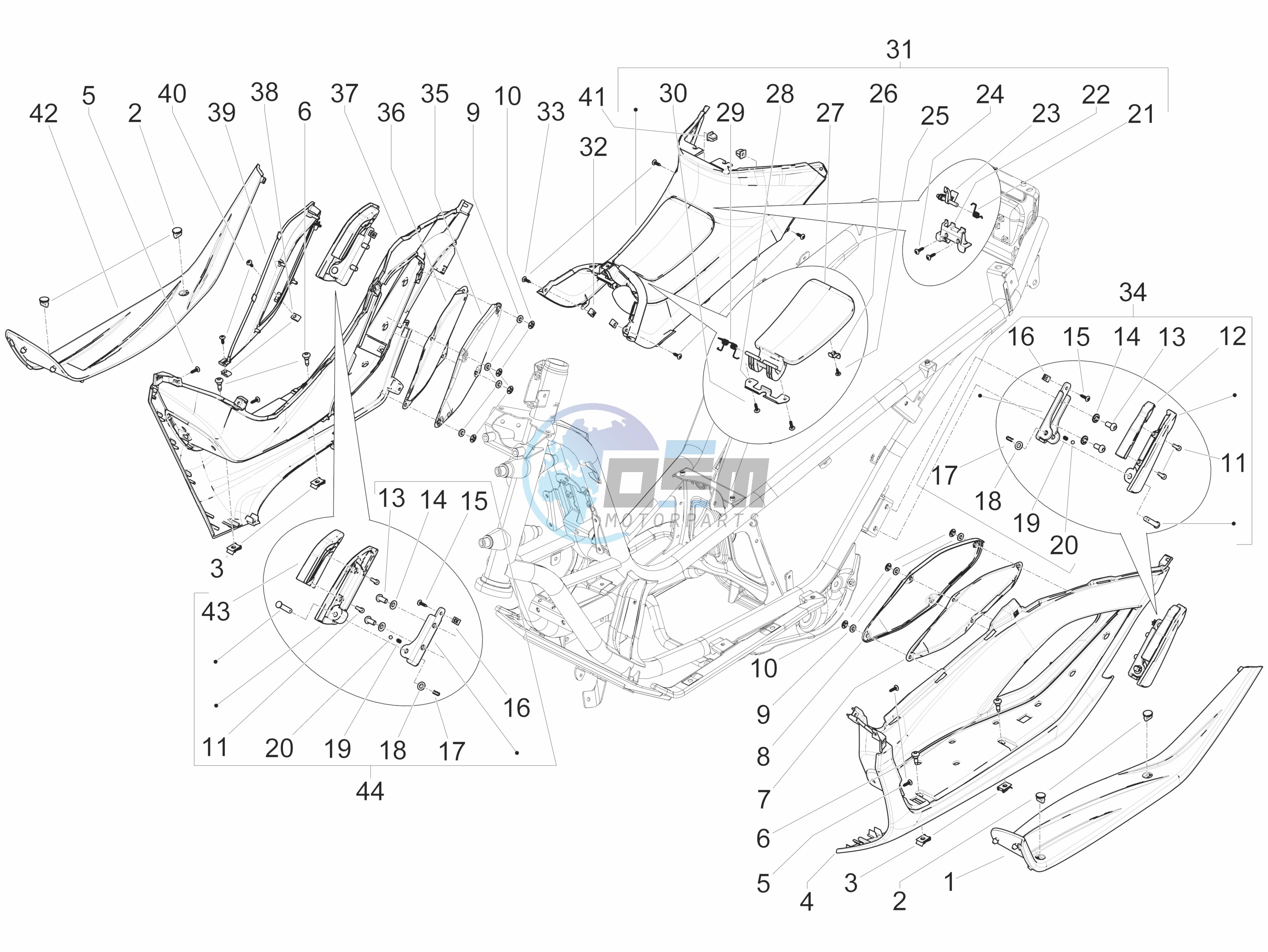 Central cover - Footrests