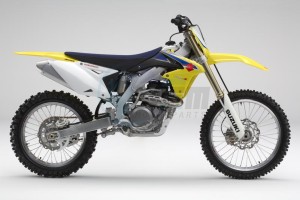 RM-Z450 (E19) drawing * COLOR PICTURE RM-Z450K9 *