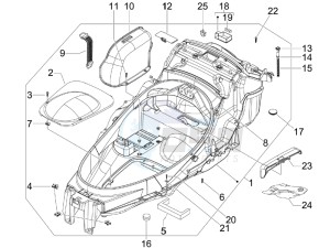 MP3 300 ie lt Touring drawing Helmet box - Undersaddle