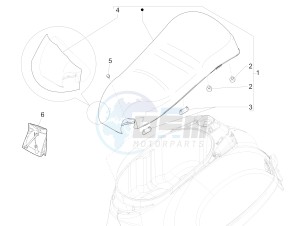 GTS 300 SUPER-TECH IE ABS E4 (APAC) drawing Saddle/seats