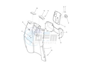 Carnaby 300 4t ie Cruiser drawing Front glove-box - Knee-guard panel