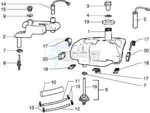 Diesis 100 drawing Fuel tank - Oil tank