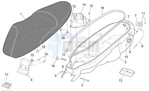 Leonardo 250 st (eng. Yamaha) drawing Saddle and helmet compartment