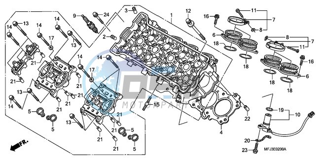 CYLINDER HEAD