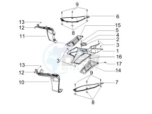 Runner 200 VXR 4t Race e3 drawing Central cover - Footrests