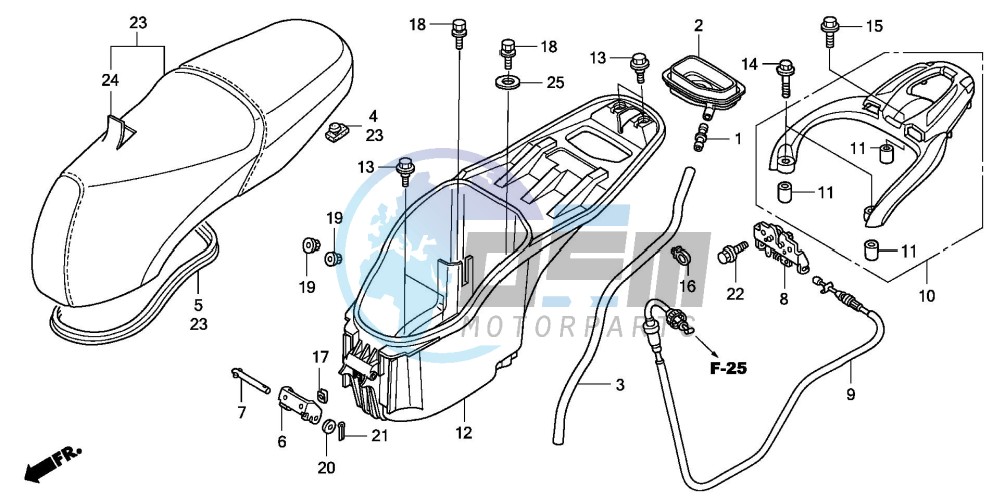 SEAT/LUGGAGE BOX