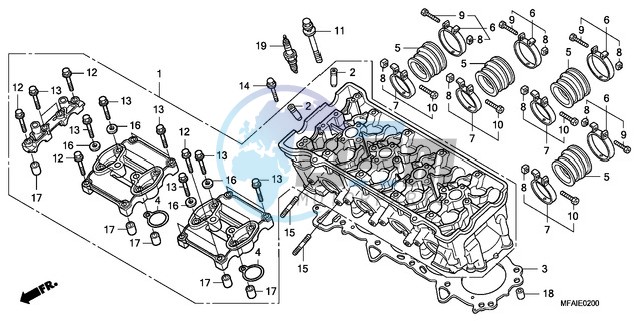 CYLINDER HEAD