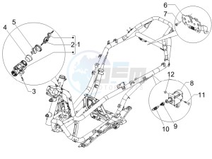 MP3 500 (USA) drawing Locks