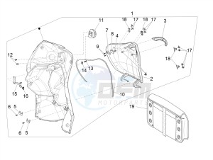 LIBERTY 125 4T E4 POSTE (EMEA) drawing Front glove-box - Knee-guard panel