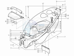 MP3 300 yourban lt erl drawing Helmet box - Undersaddle