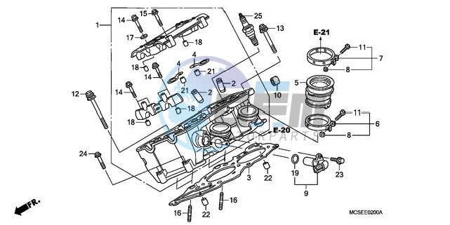 RIGHT CYLINDER HEAD