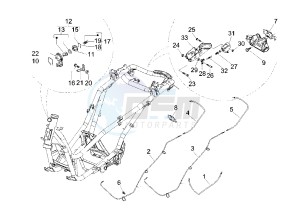 X8 125 drawing Locks