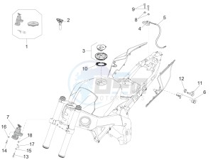 RSV4 1000 RR USA USA drawing Locks