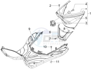 Fly 50 4t drawing Central cover - Footrests