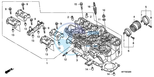 CYLINDER HEAD