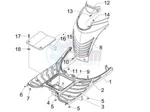 Carnaby 250 4t ie e3 drawing Central cover - Footrests