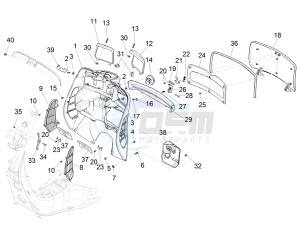 GTS 300 SUPER HPE-TECH 4T 4V IE ABS E4 (EMEA) drawing Front glove-box - Knee-guard panel