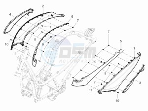 Beverly 350 4t 4v ie e3 ( USA - ca ) USA_CAL drawing Side cover - Spoiler